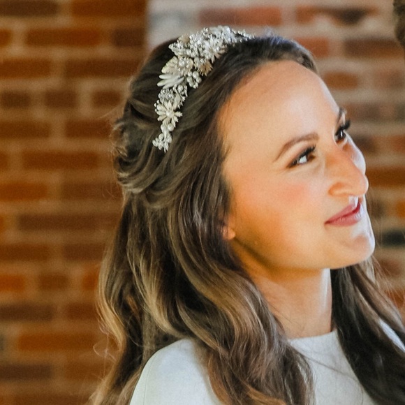 Bel Aire Bridal Statement gold/copper/rhinestone Tiara - Picture 9 of 13